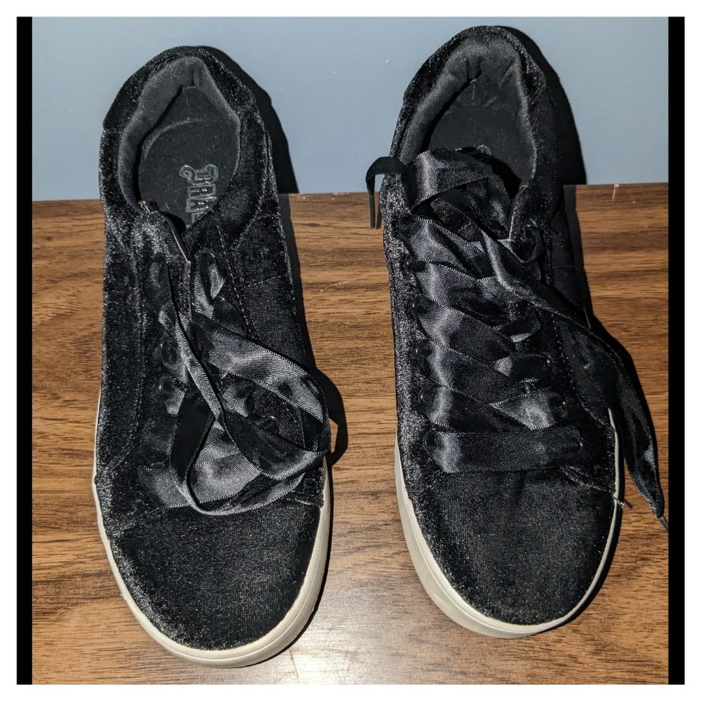 brash cora velvet wedges size 8.5